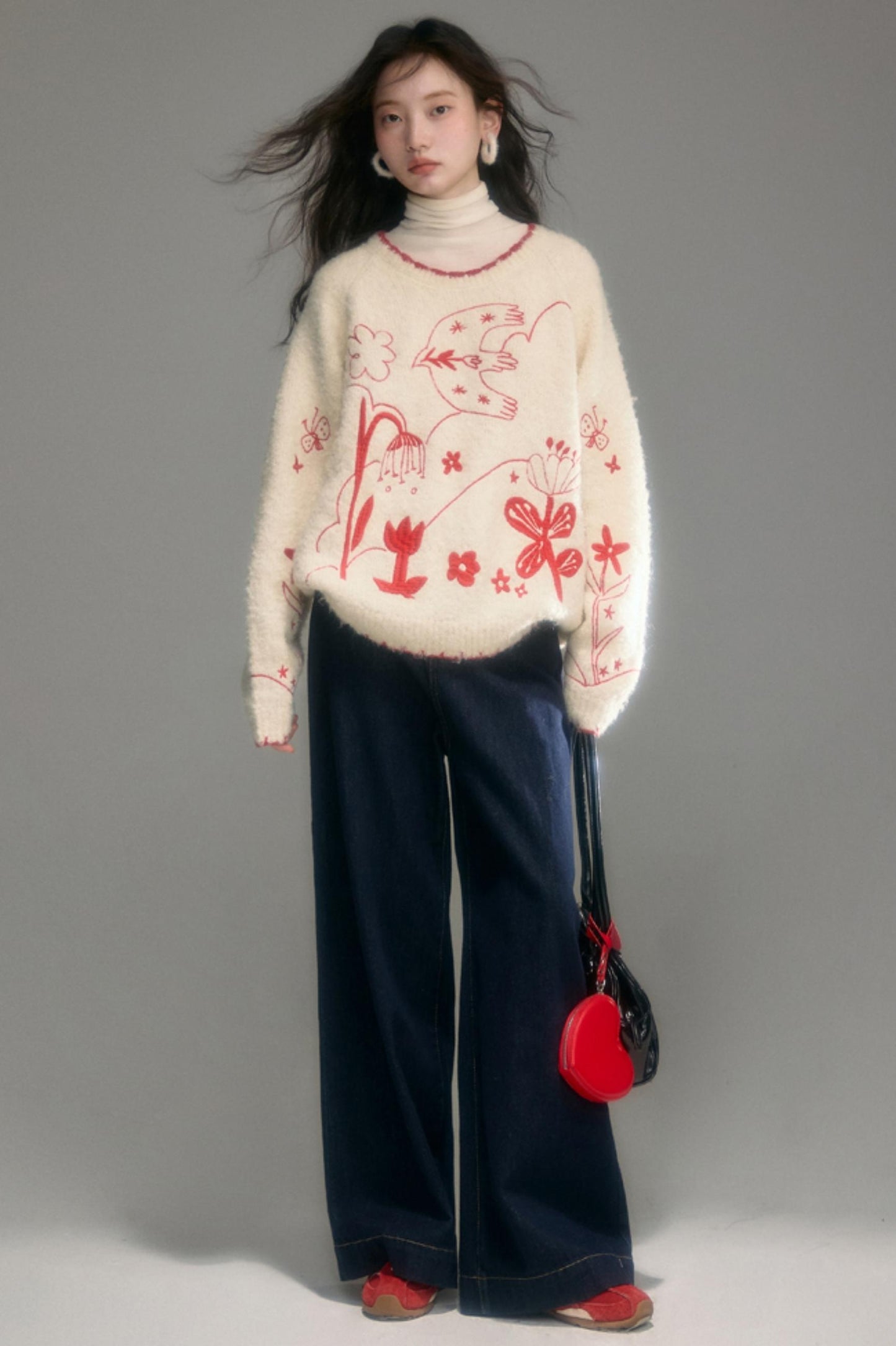 Snowy Field Tulip Embroidery Top