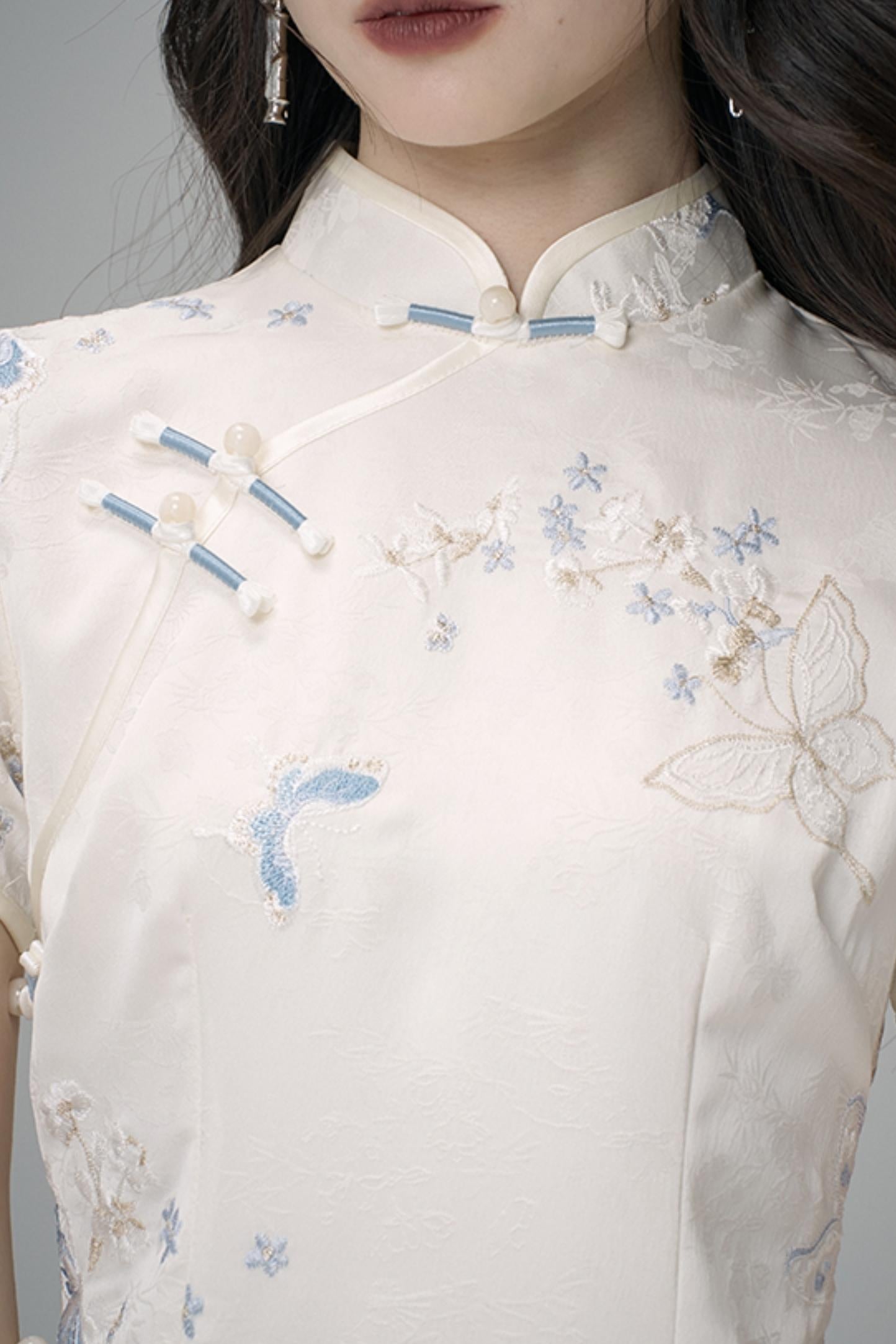 Chinese Style Embroidered Short Sleeve Dress