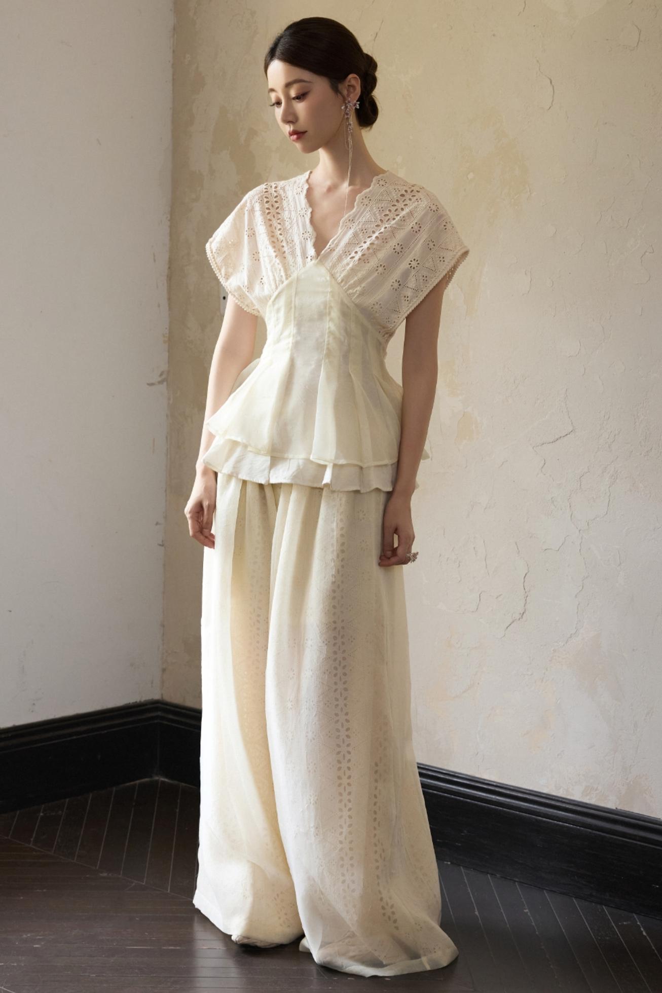 Lace V-Neck Summer Tee