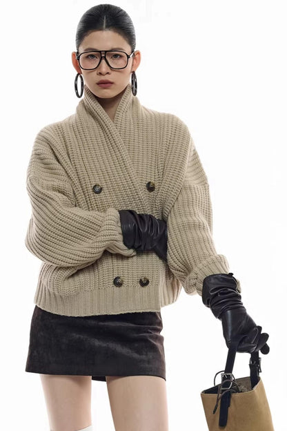 Kamelfarbener zweireihiger Strick-Strickjacke