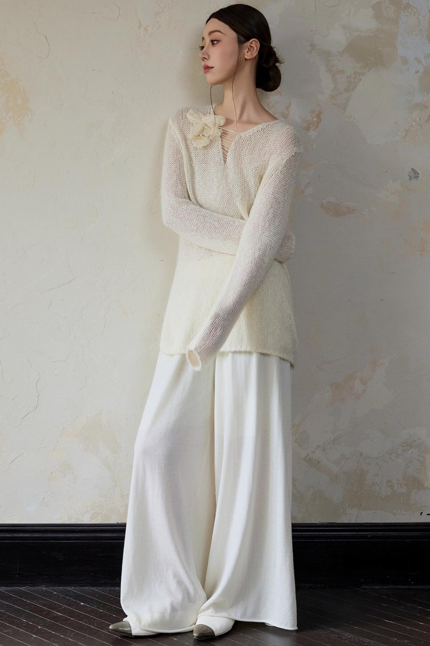 White Alpaca Wool Flower Sweater