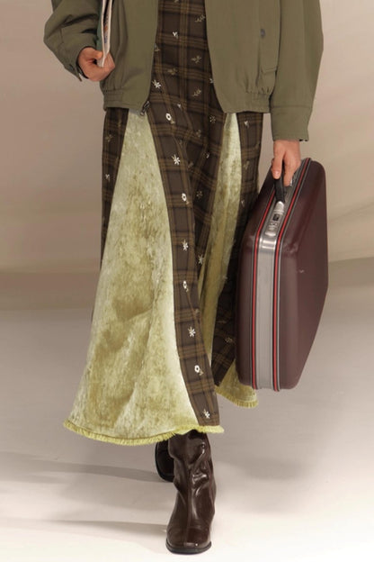 Embroidery Irregular Splicing Velvet Skirt