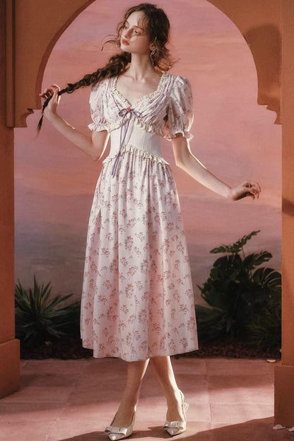 Spitzenblumen Kleid