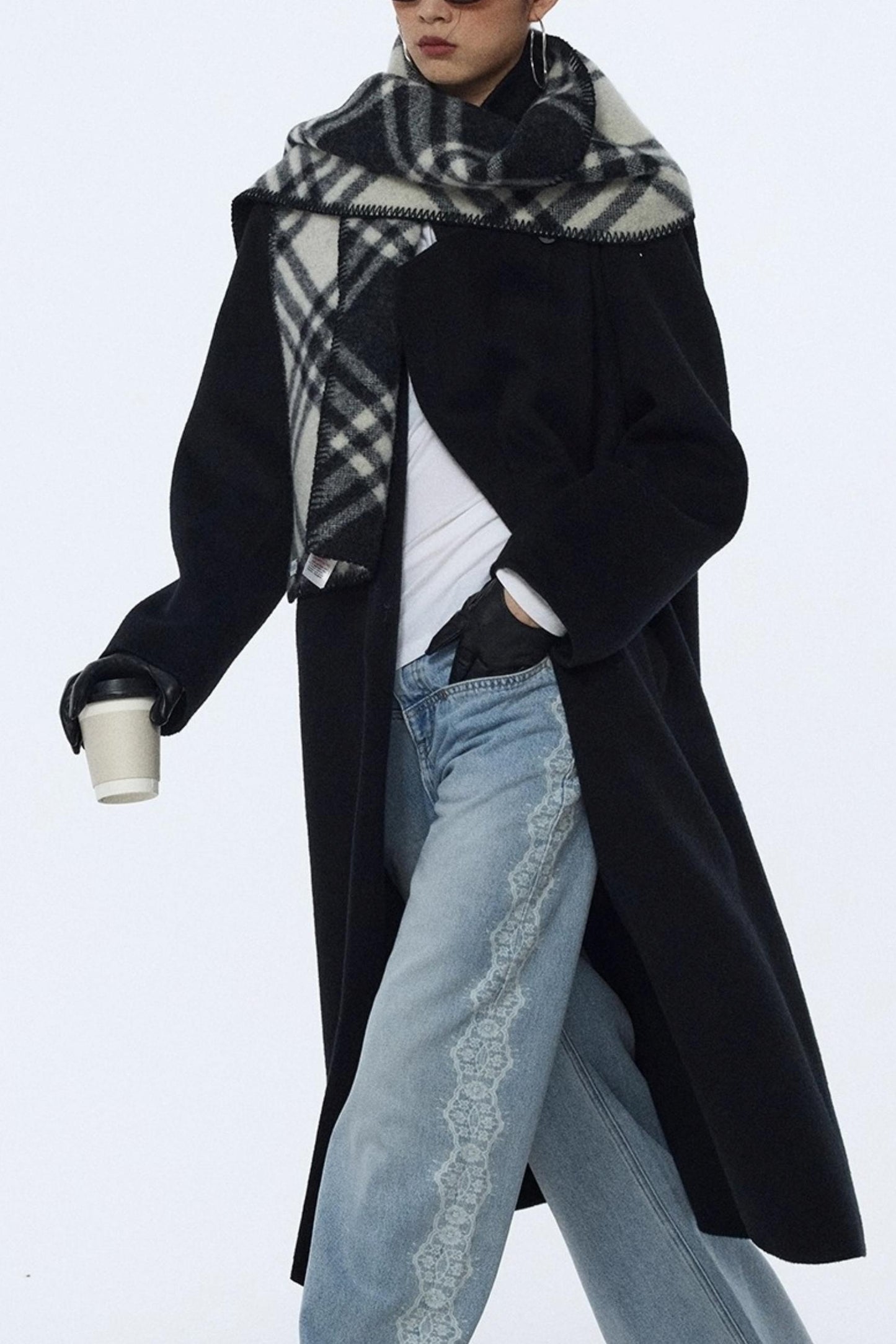 Lace Raw Hem Straight Jeans