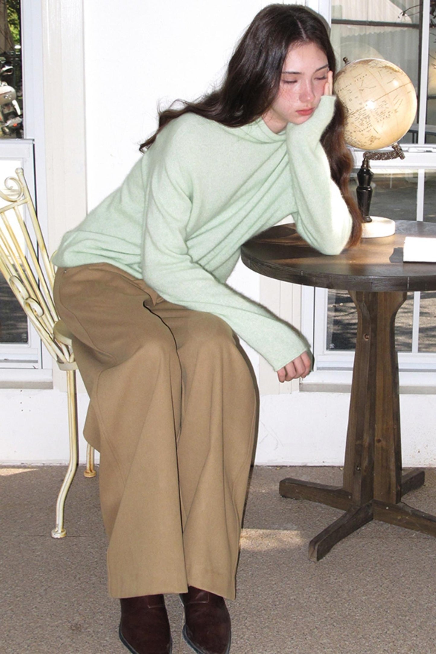 Sandstone Silhouette Velvet Denim Pants