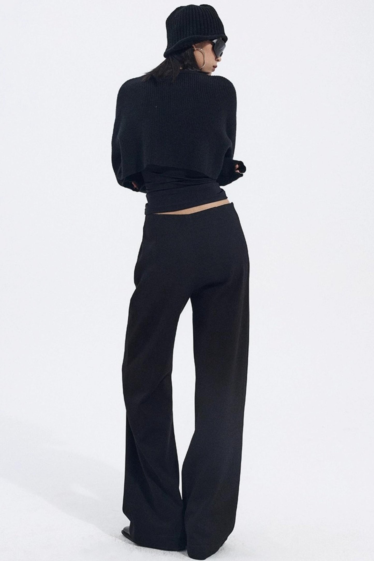 Solid V-Waist Fleece Pants