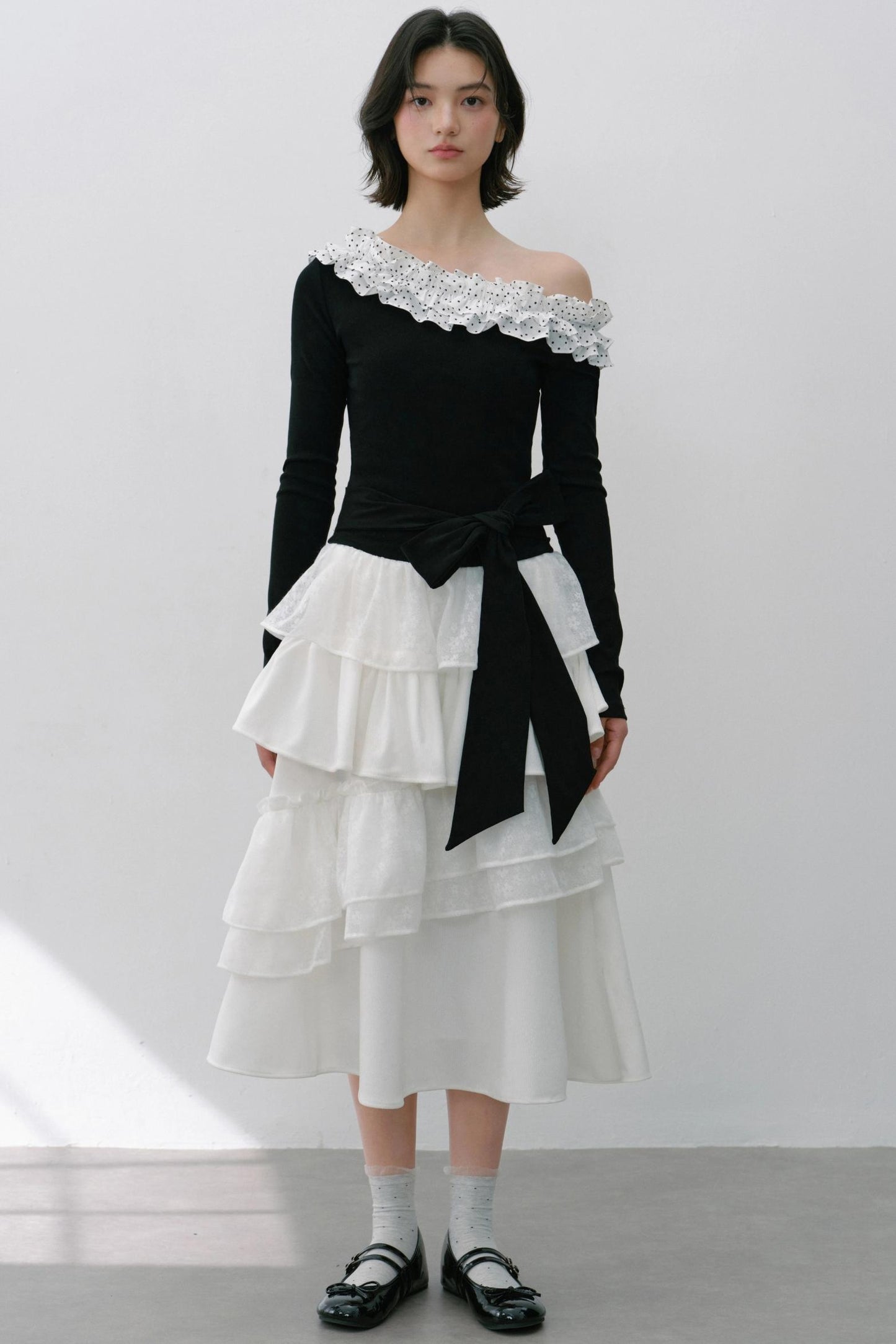 Slanted Polka Dot Long-Sleeved T-Shirt