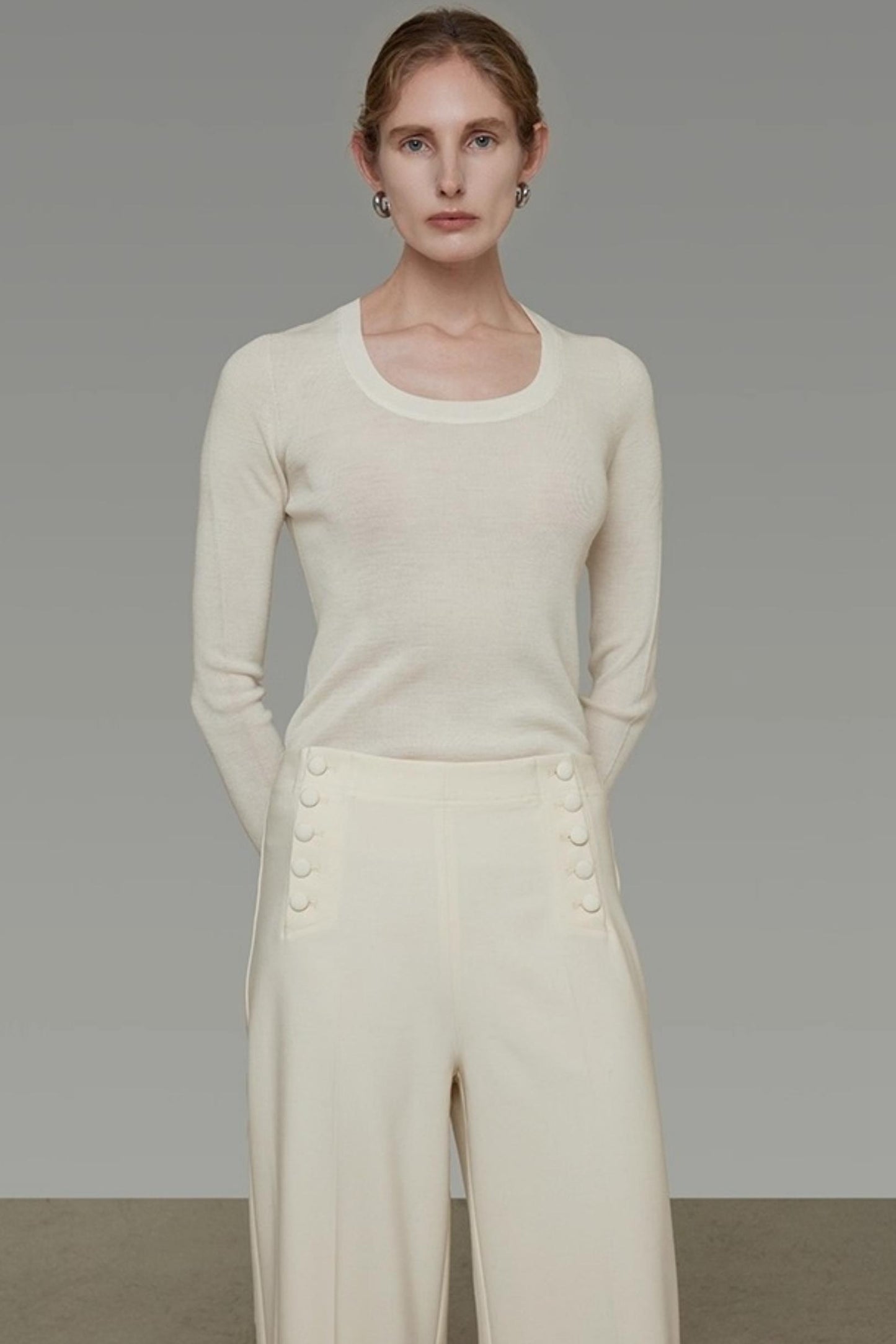 U-Neck Wool Slim Sweater