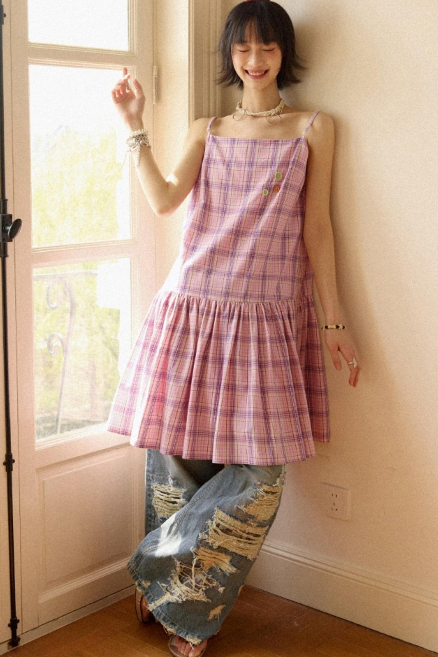 Ripped Wide-Leg Jeans