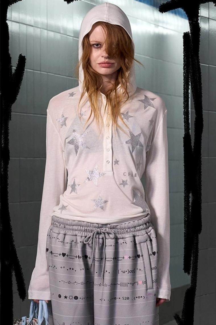 Pentagram Print Long-Sleeved Top