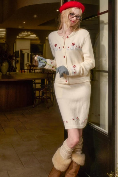 Snow Berry Wool Sweater Skirt Set-Up