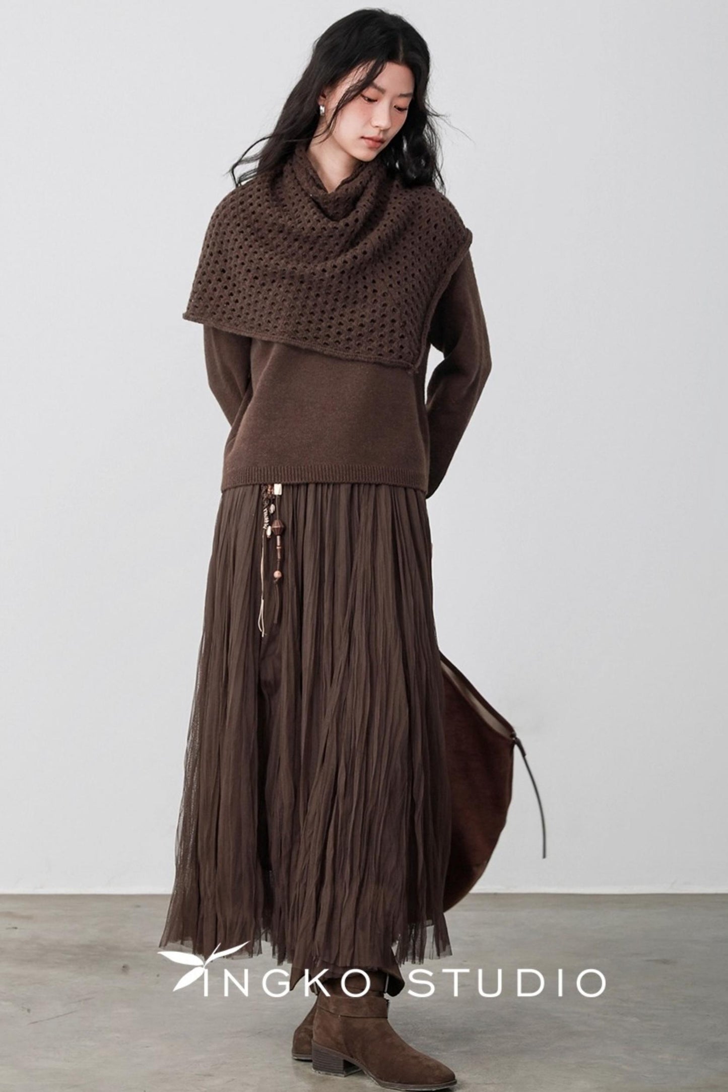 Sauce Brown Shoulder Sweater