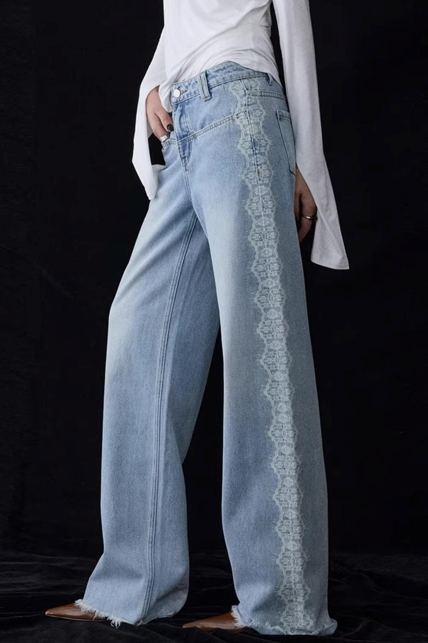 Lace Print Raw Hem Jeans