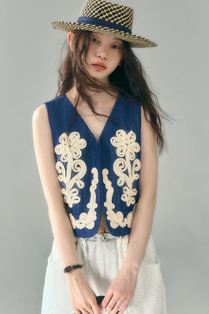 Wind Vines Flower Shell Pendant Vest Set-Up