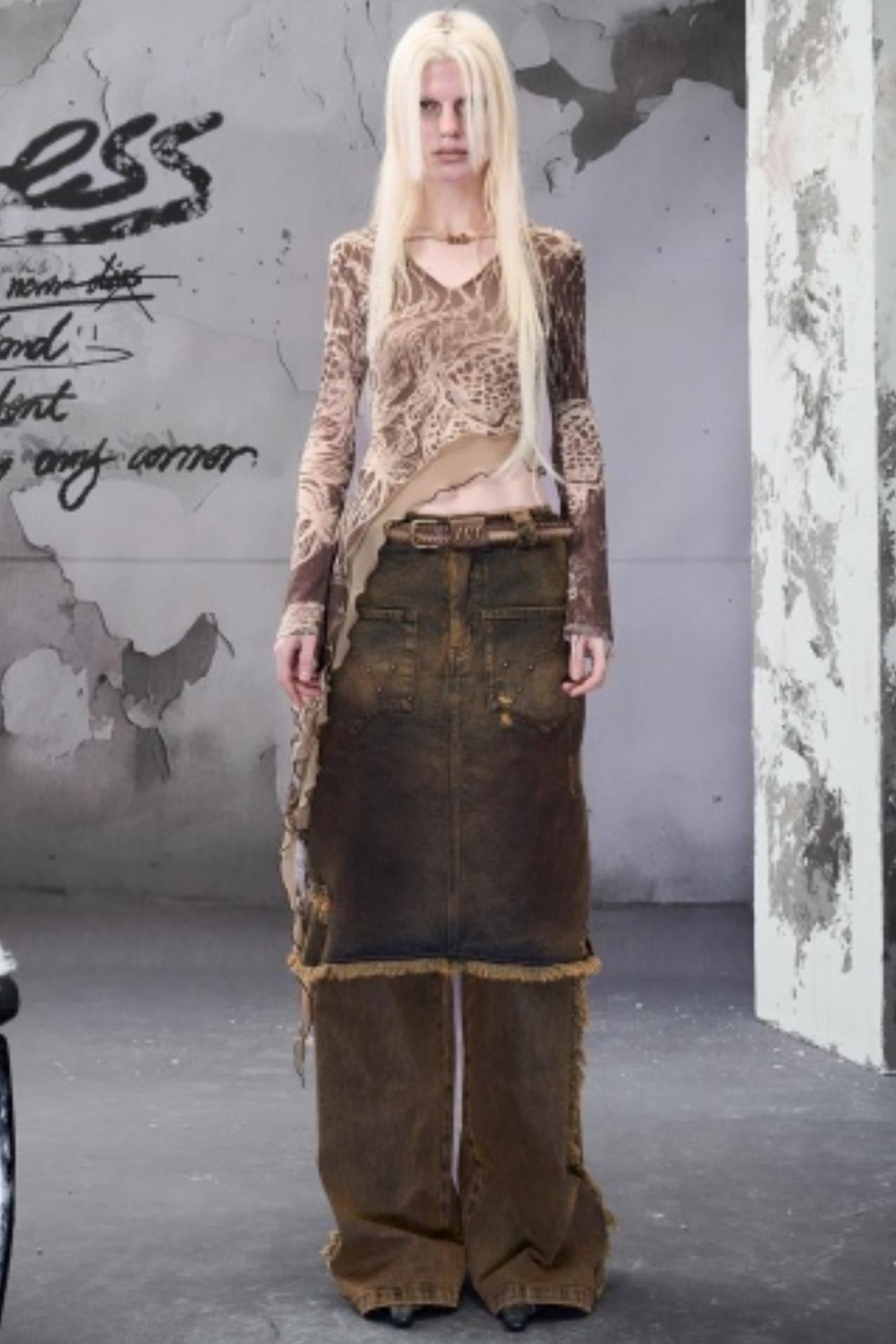 Beaded V-Neck Ruffled Skin Top