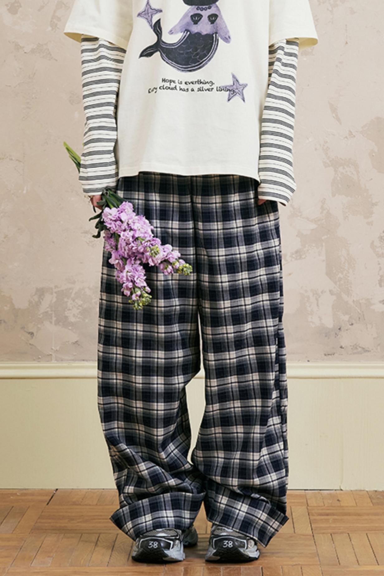 Relaxed Cuffed Hem Pants