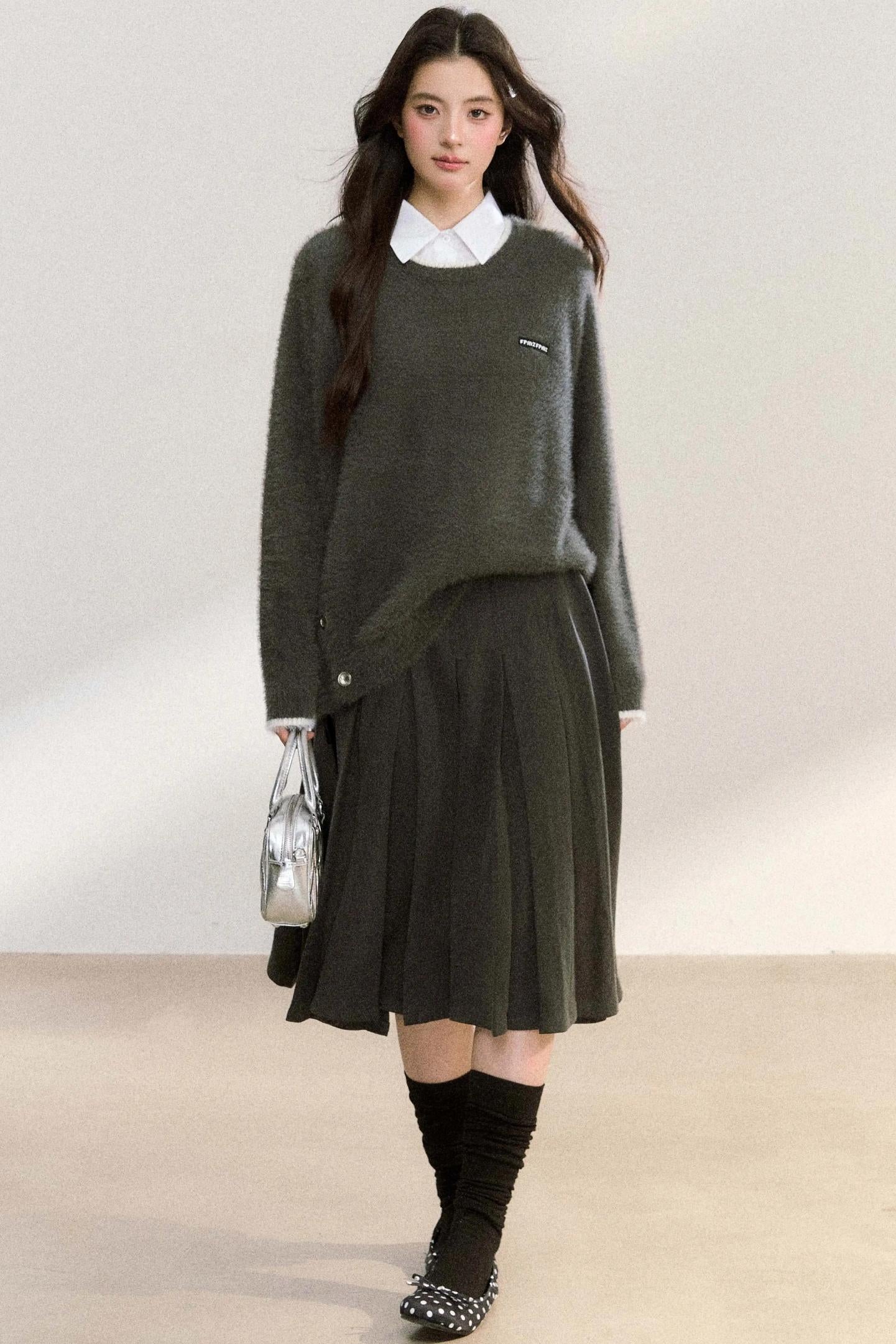 Metal Button Knit Pullover Top