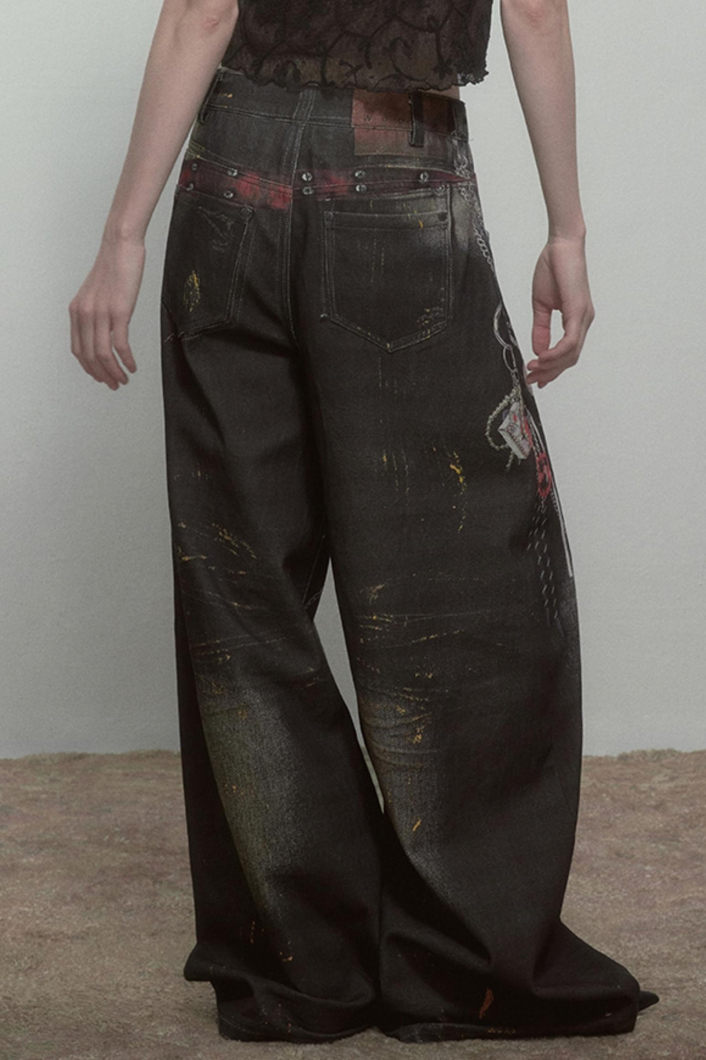 Wide-Leg Jeans