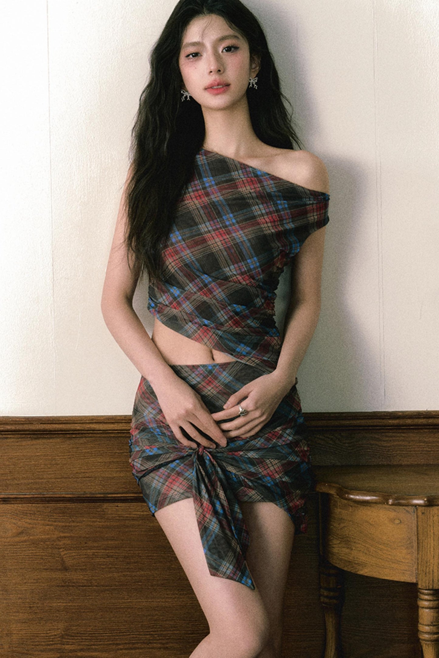 Retro Plaid Mesh Shoulder Wrap Skirt Set-Up