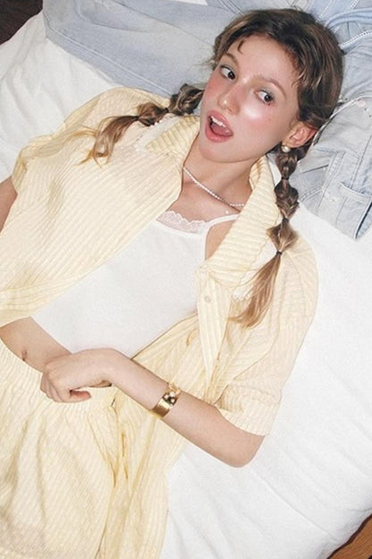 Lace Trimmed Short Ensemble Set-Up