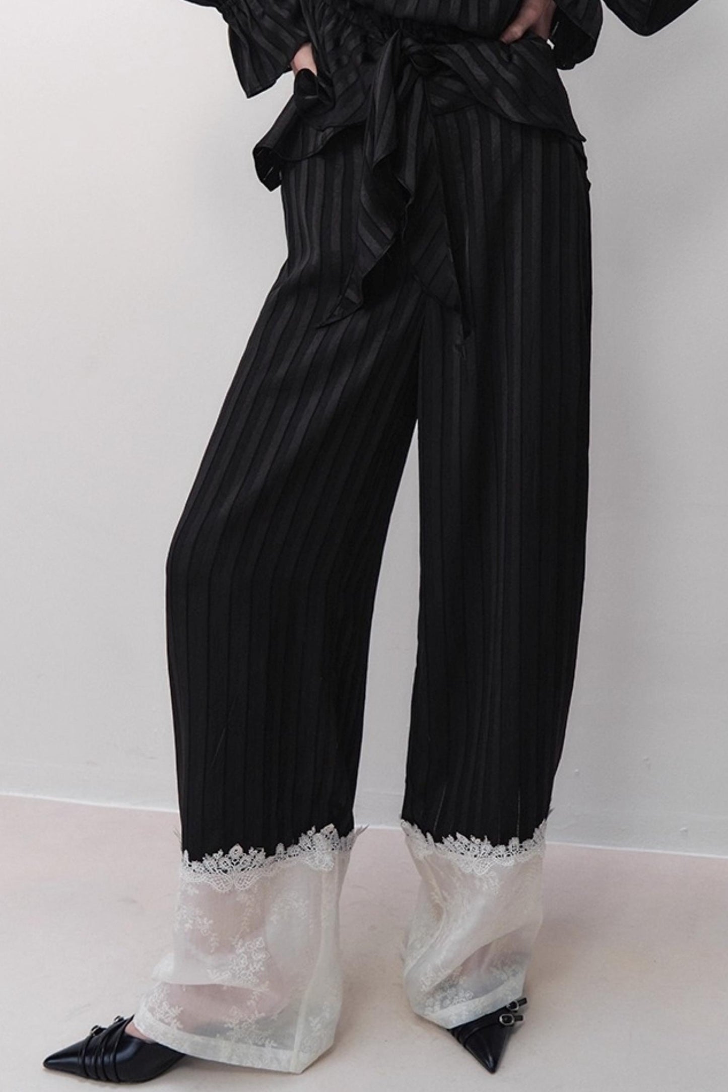 Embroidered Straight Pants