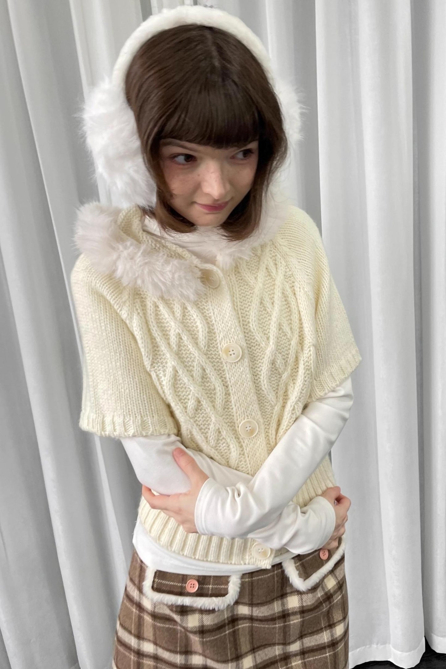 Off-White Fur Collar Knit Sweater Jacket