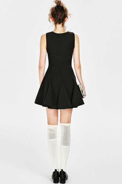 Sleeveless Black Dress