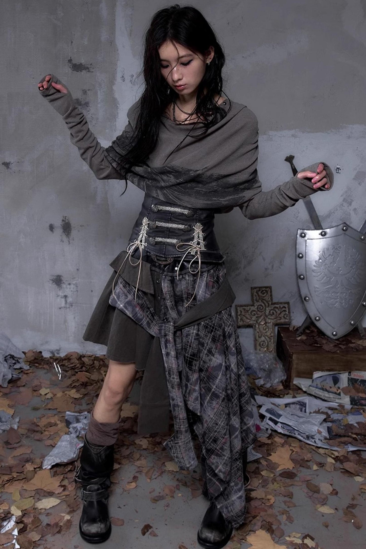 Vintage Knight Leather Waist Seal