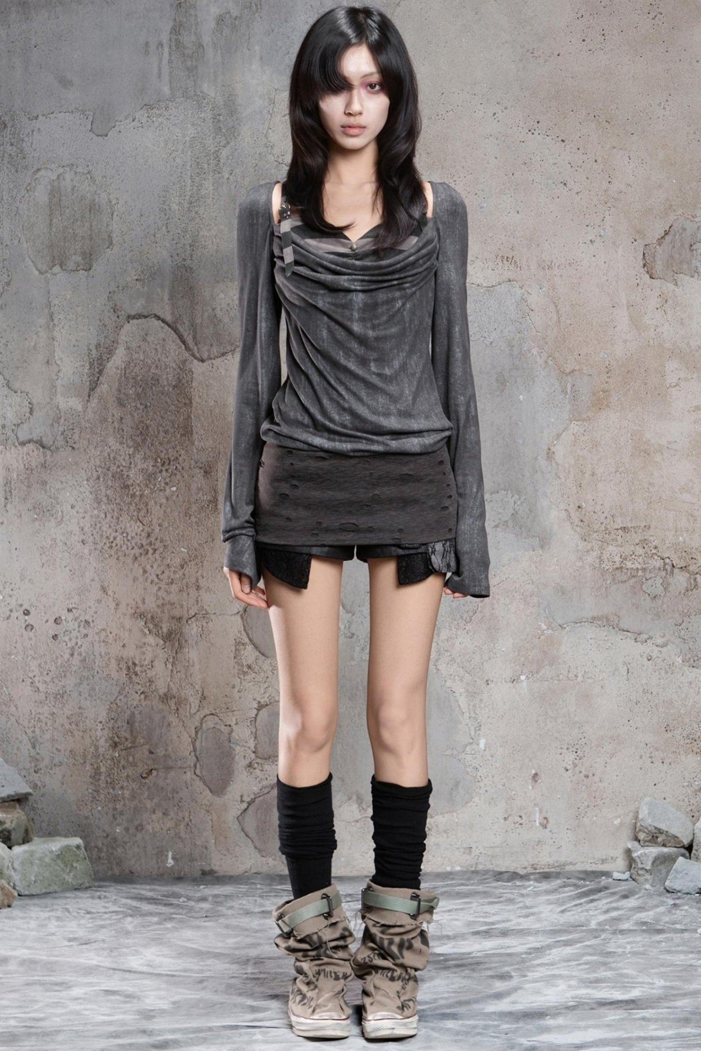 Fake Two-Piece Base Top