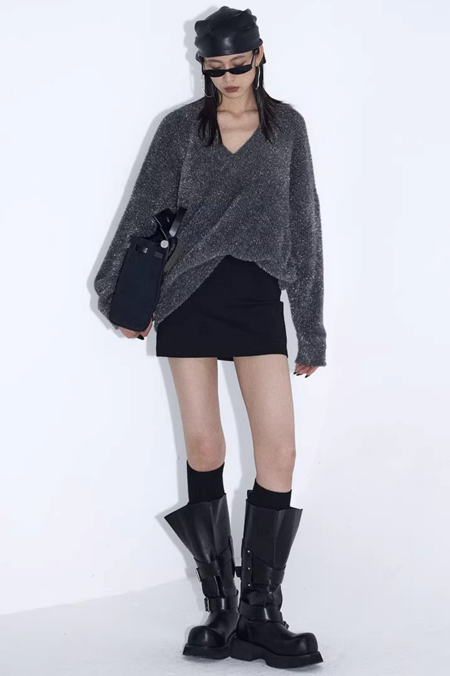 Silberner Faden V-Ausschnitt Strickpullover