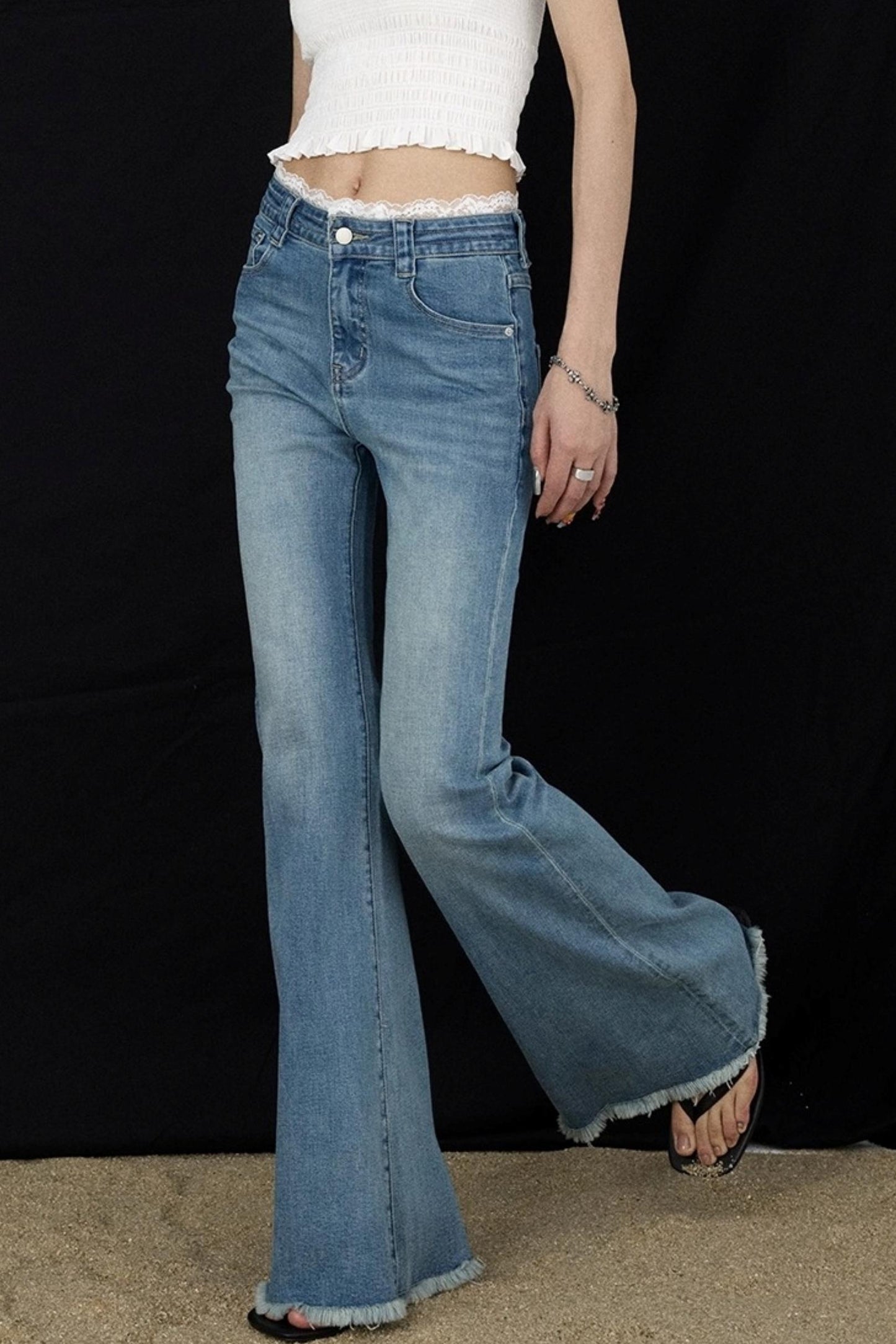 Slim Flared Jeans