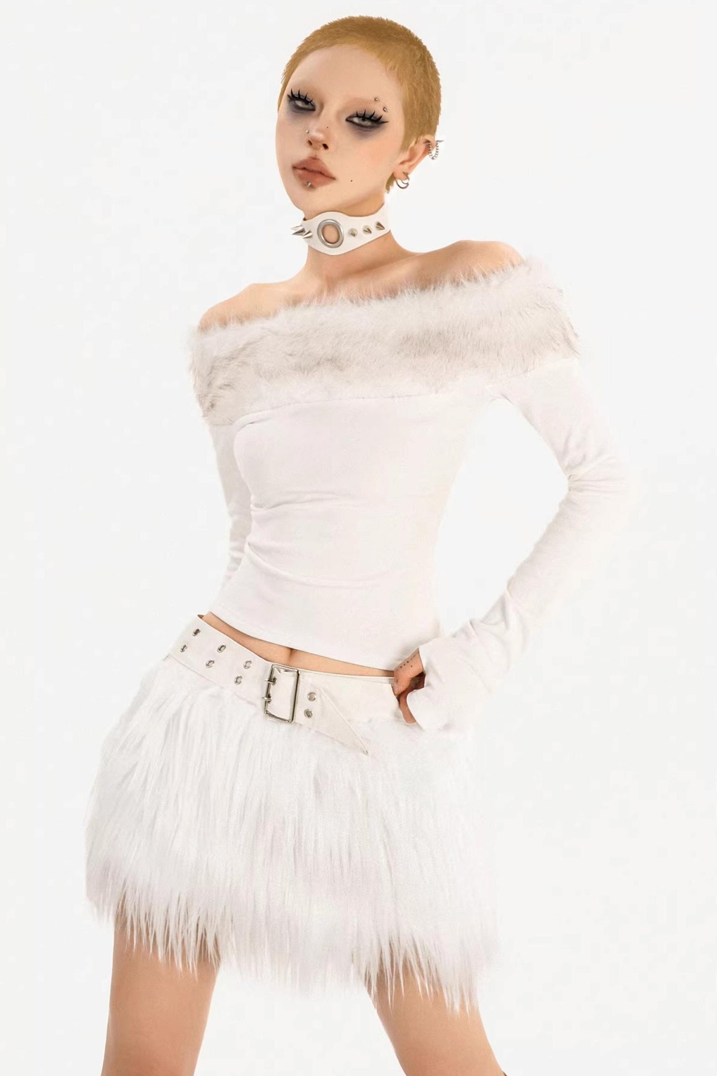 Milk Fur Off-Shoulder Top Set-Up