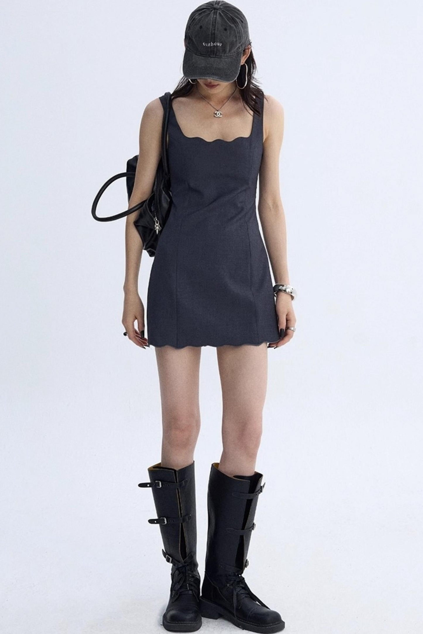 Wavy Black Princess Line Split Waist Dress