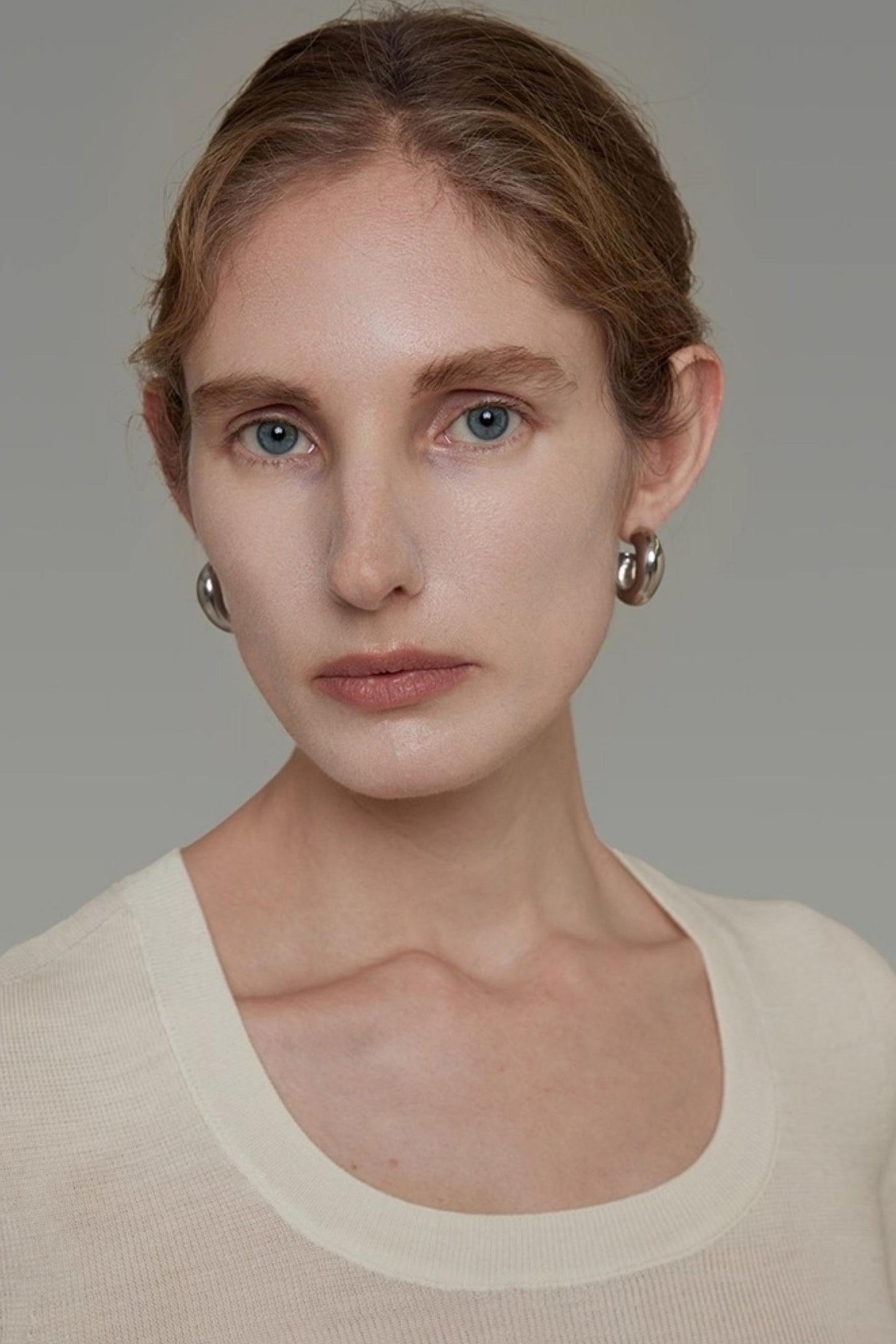 U-Neck Wool Slim Sweater