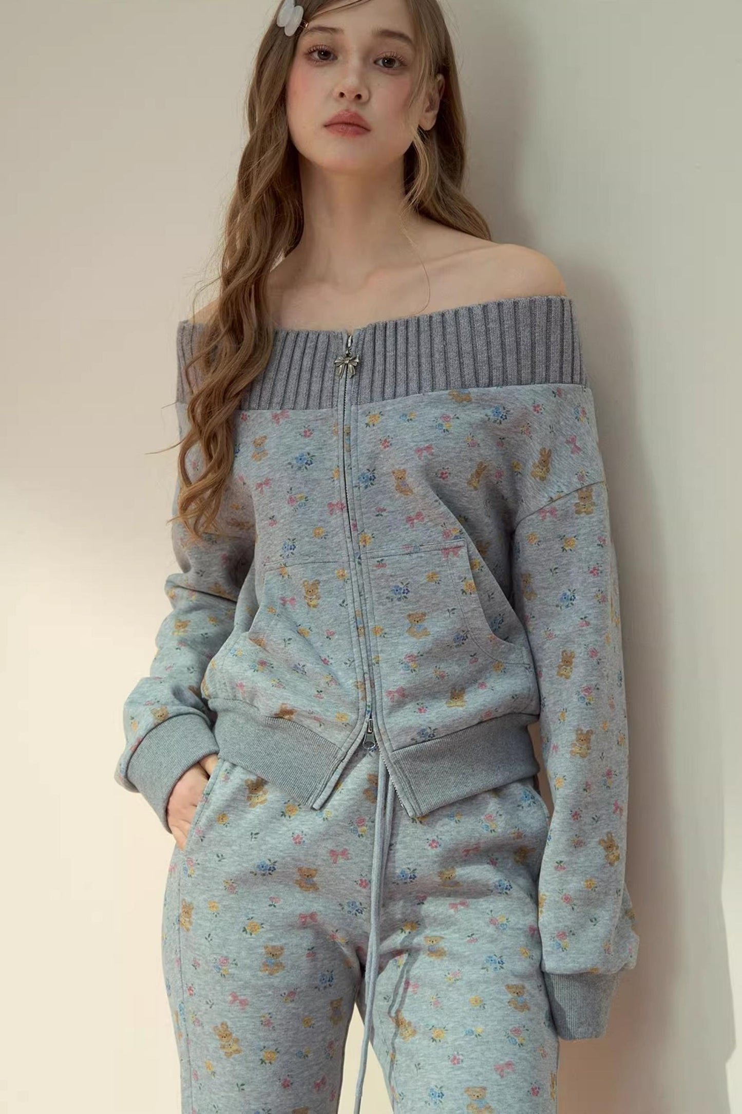 One-Shoulder Sweatshirt Set-Up