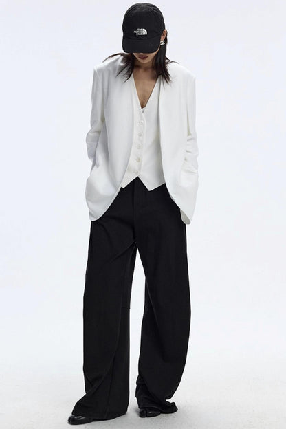 White Collarless V-Neck Loose Suit Set-Up