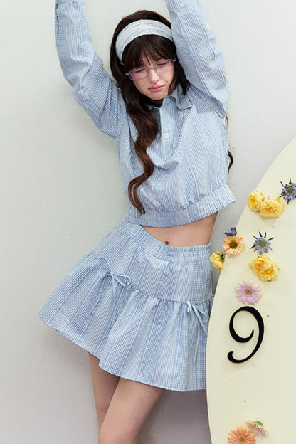 Zweiteiliger gestreifter Frühlingsanzug mit Regenschirmrock