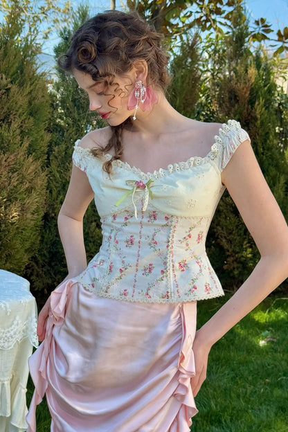 Slimming Floral Lace Top