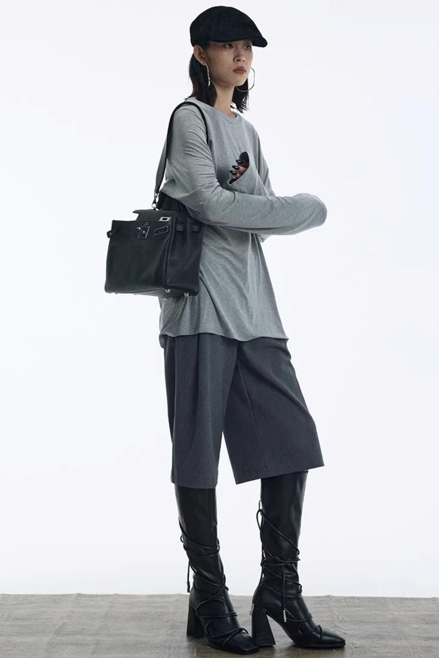 Long-Sleeve Mask Blouse Top