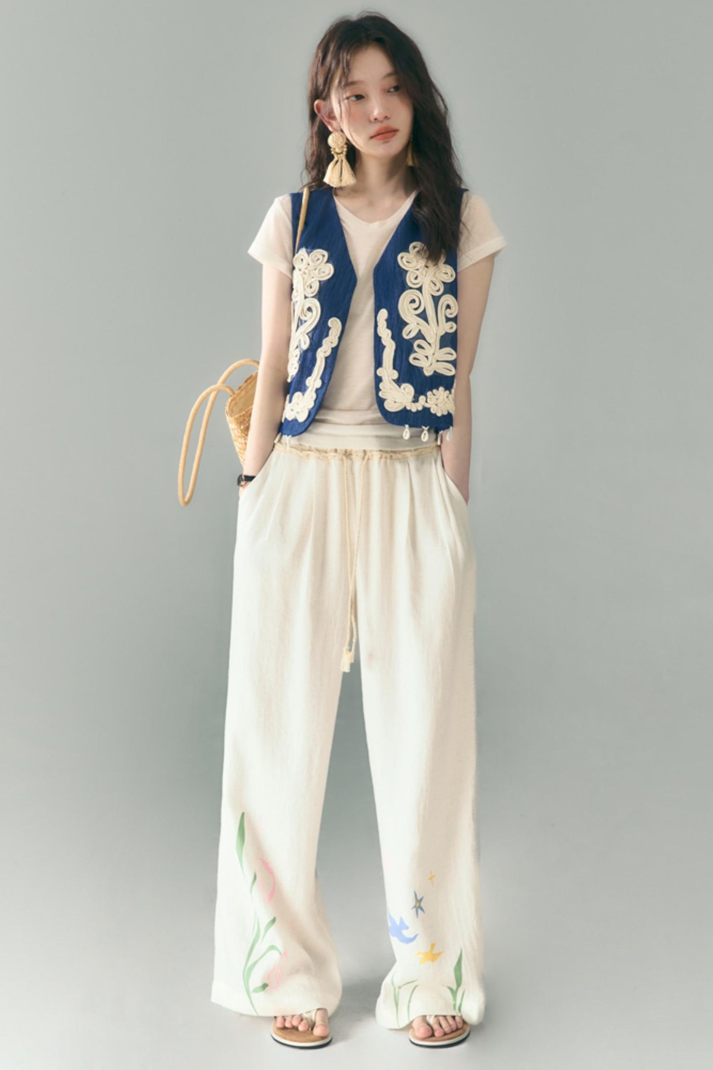 Wind Vines Flower Shell Pendant Vest Set-Up