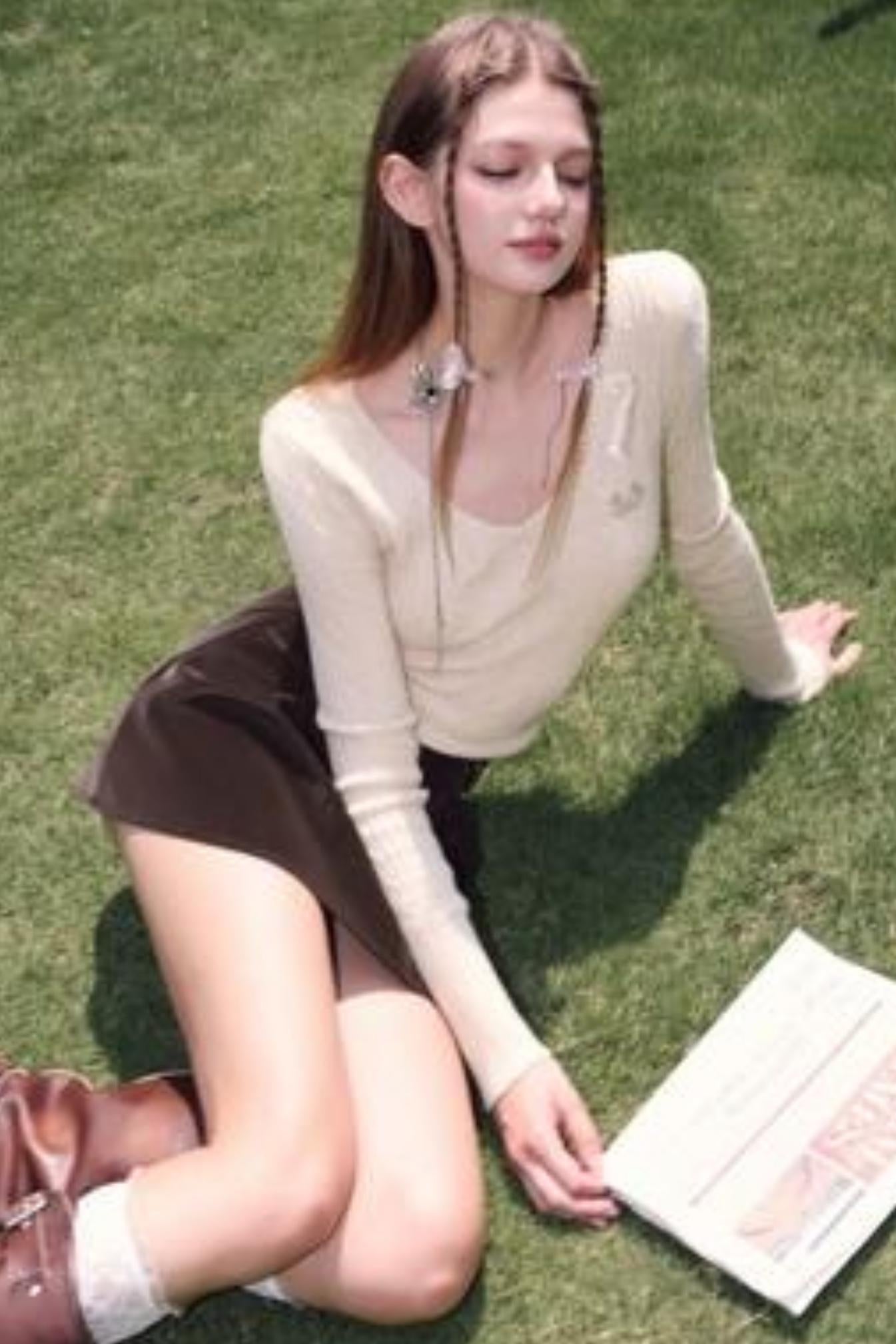 Flower V-Neck Knit Sweater