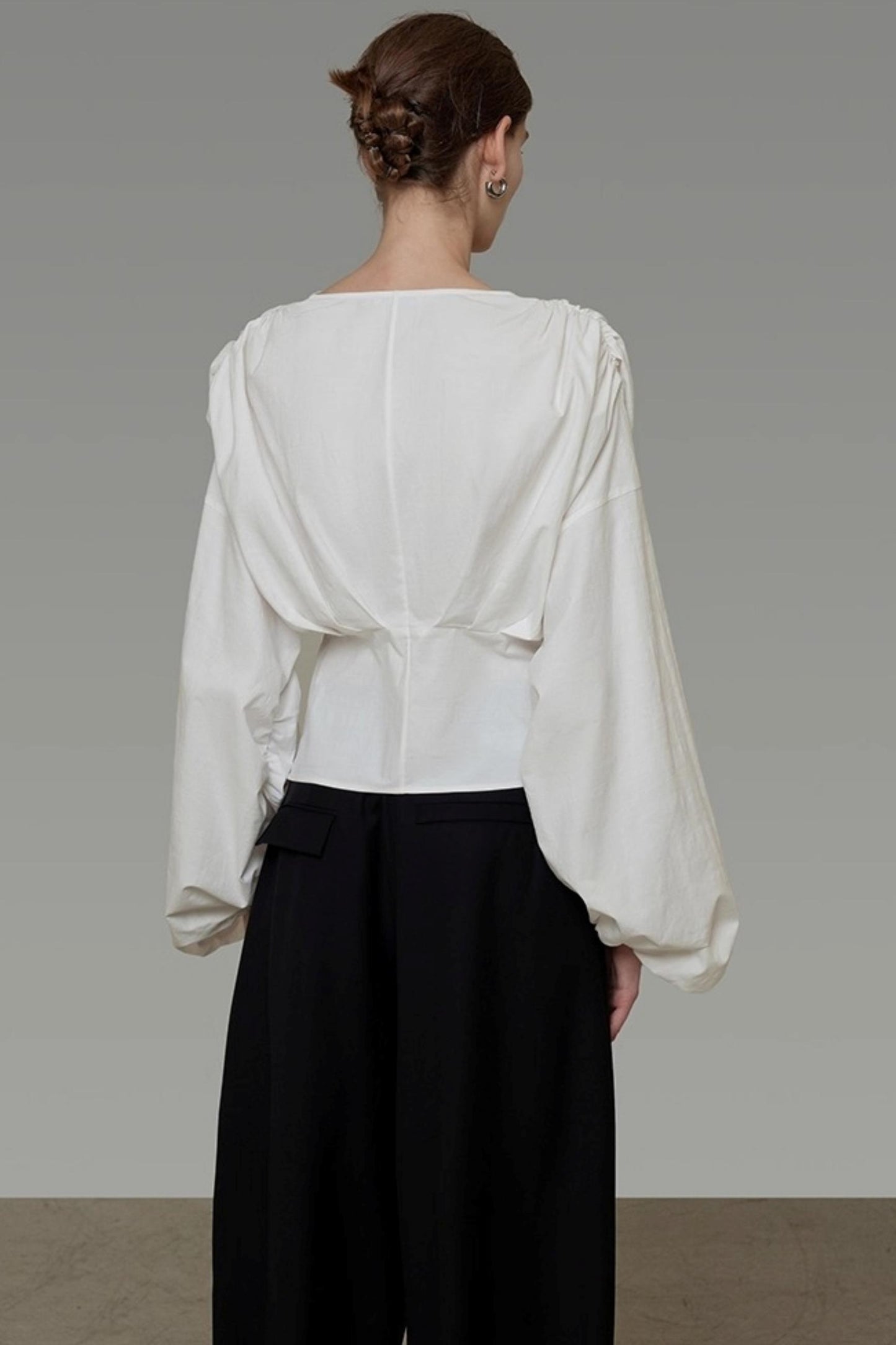 Waist Cinching Silhouette V-Neck Top