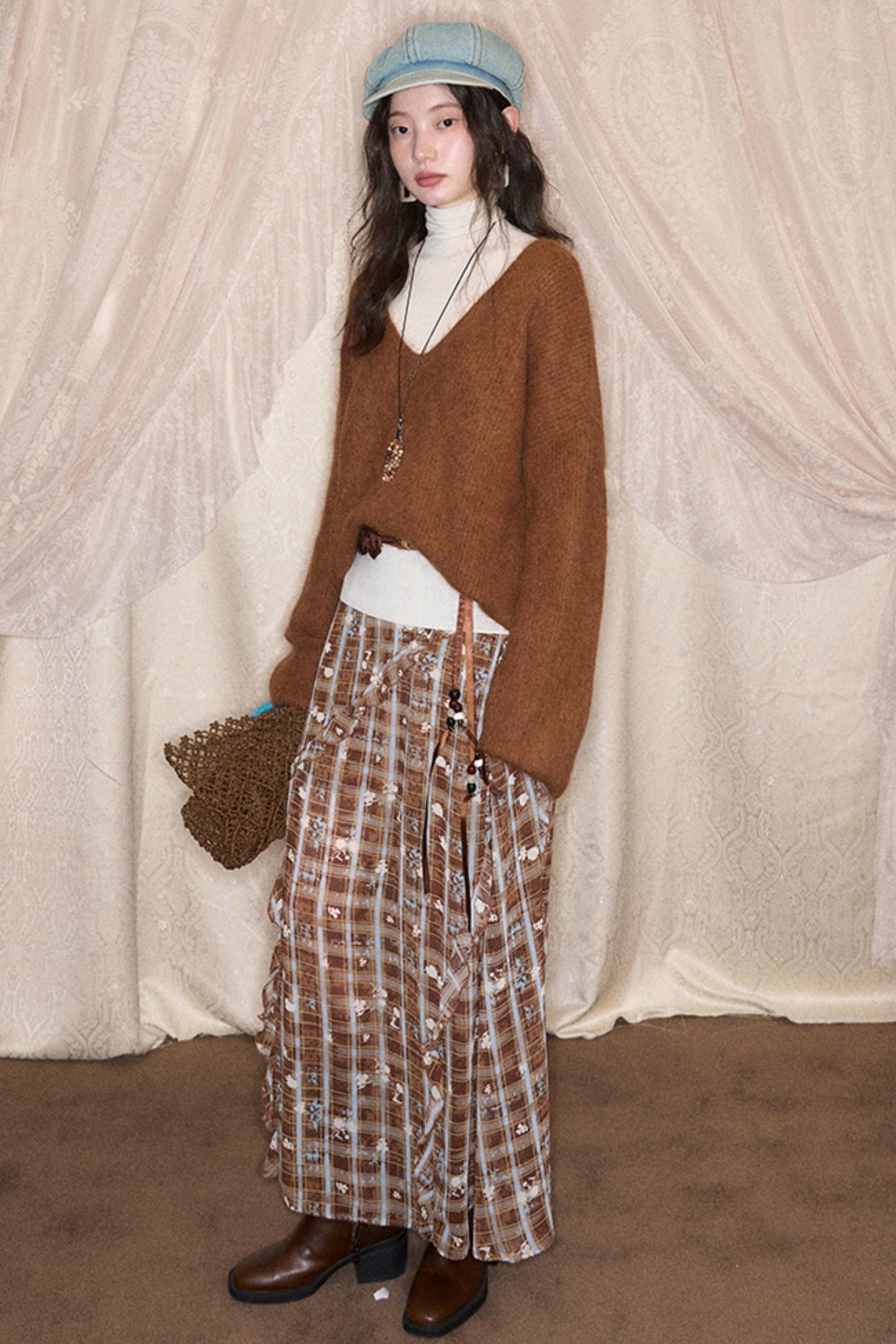 Wilderness Vintage Floral Print Skirt