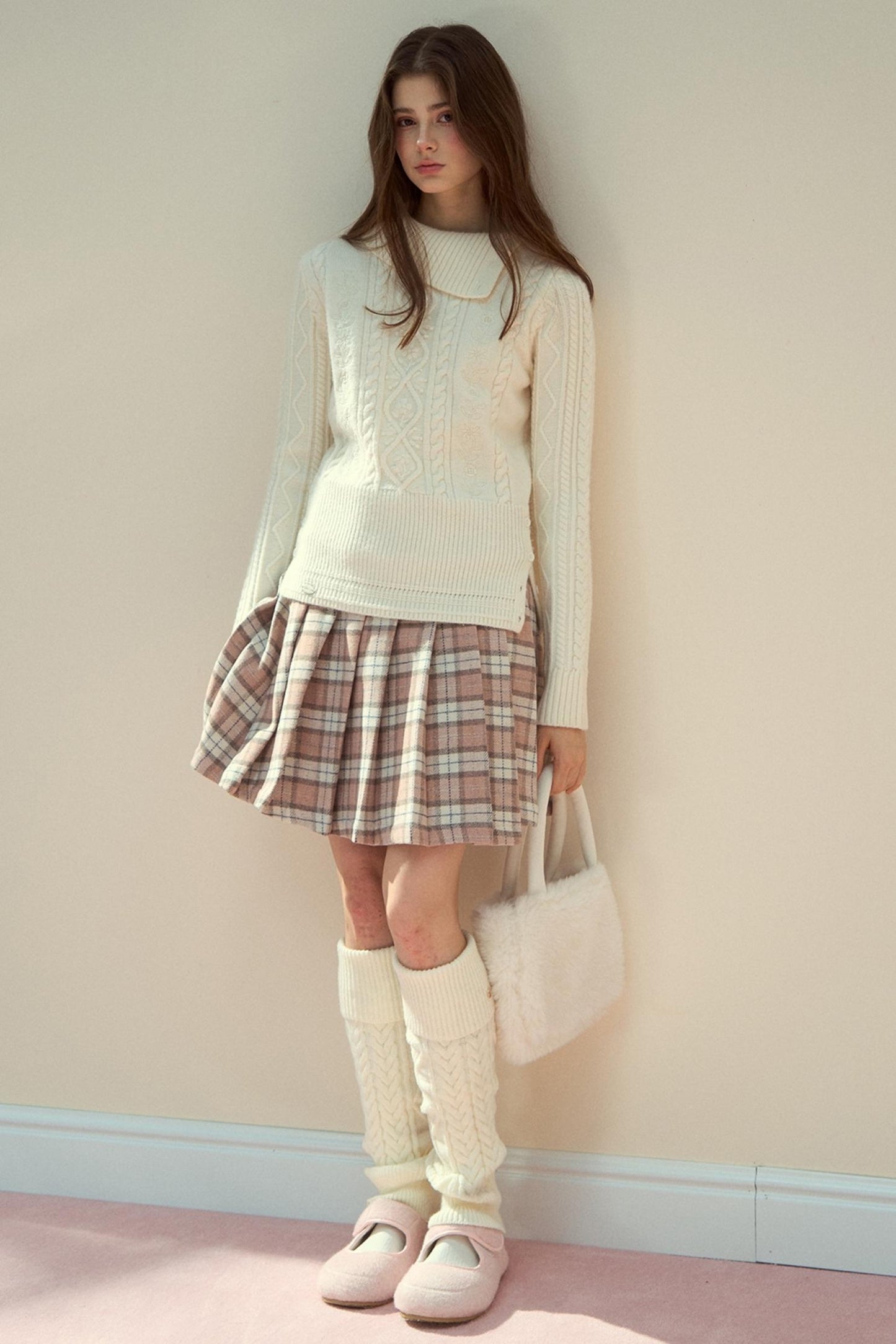 Feminine Line Vintage Knit Top