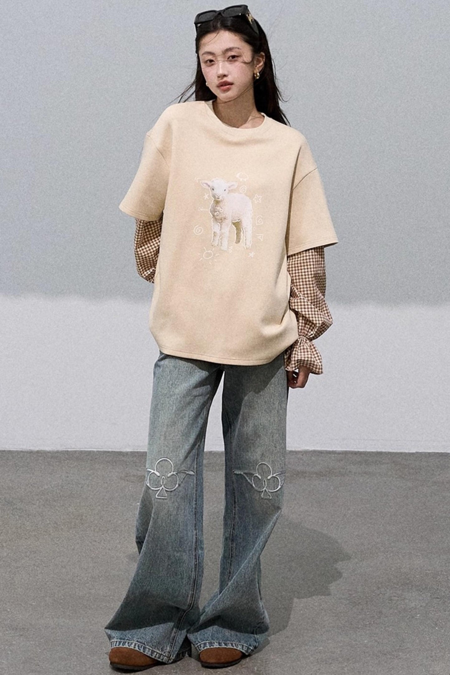 Laser-Cut Flower Vintage Wide-Leg Jeans