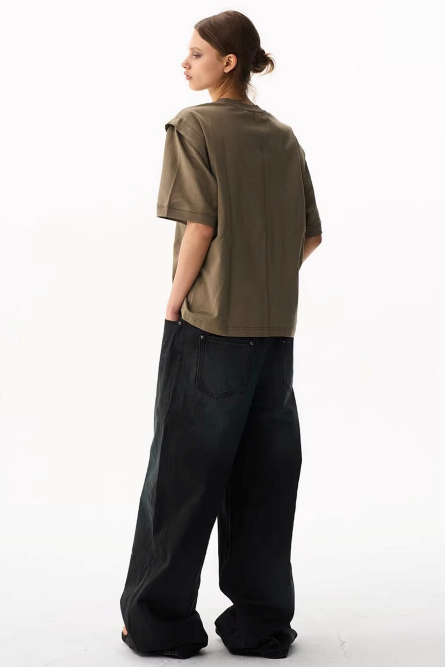 Solid Color Slim-Fit T-Shirt