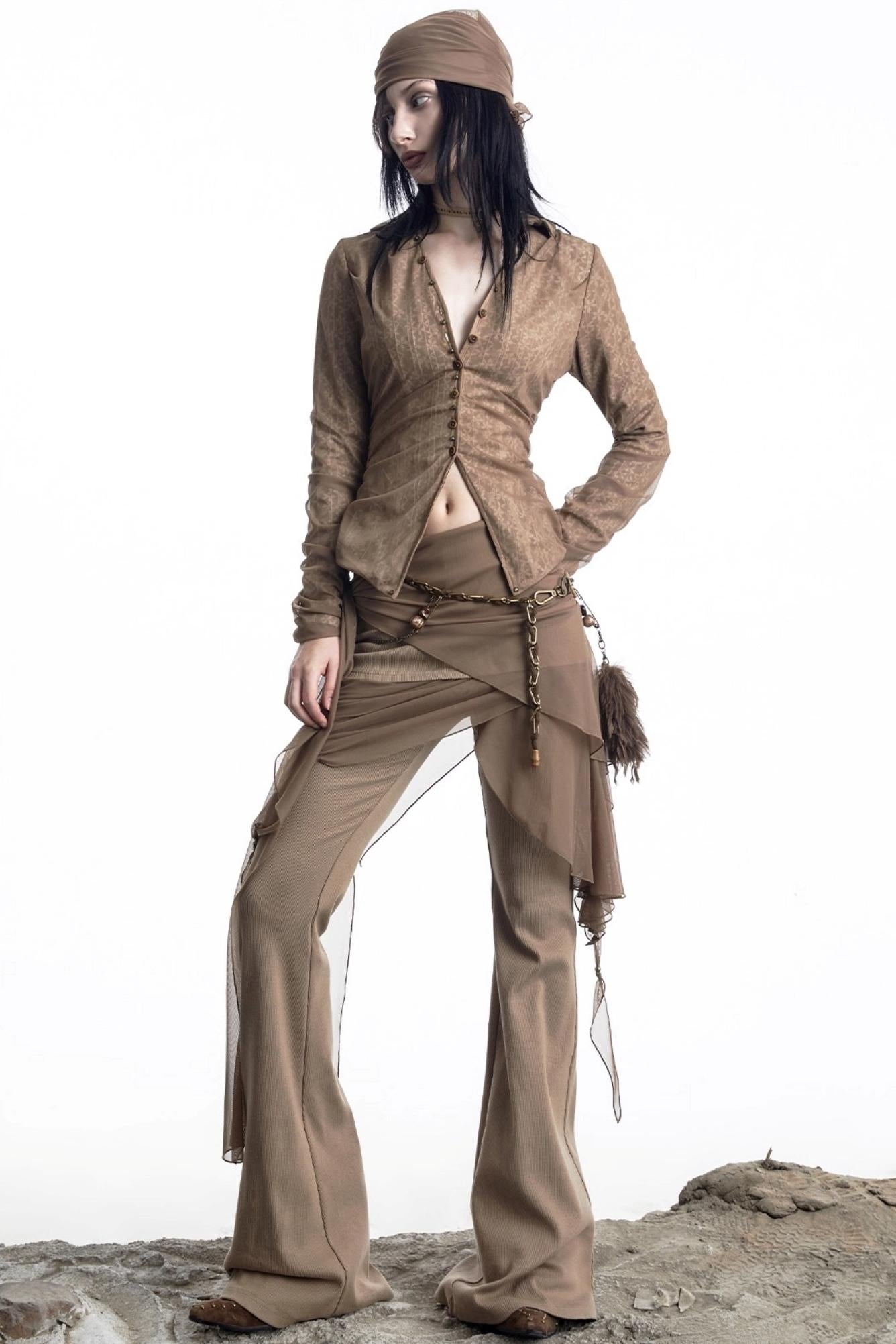 Lux Lace Stitching Big V-Neck Shirt