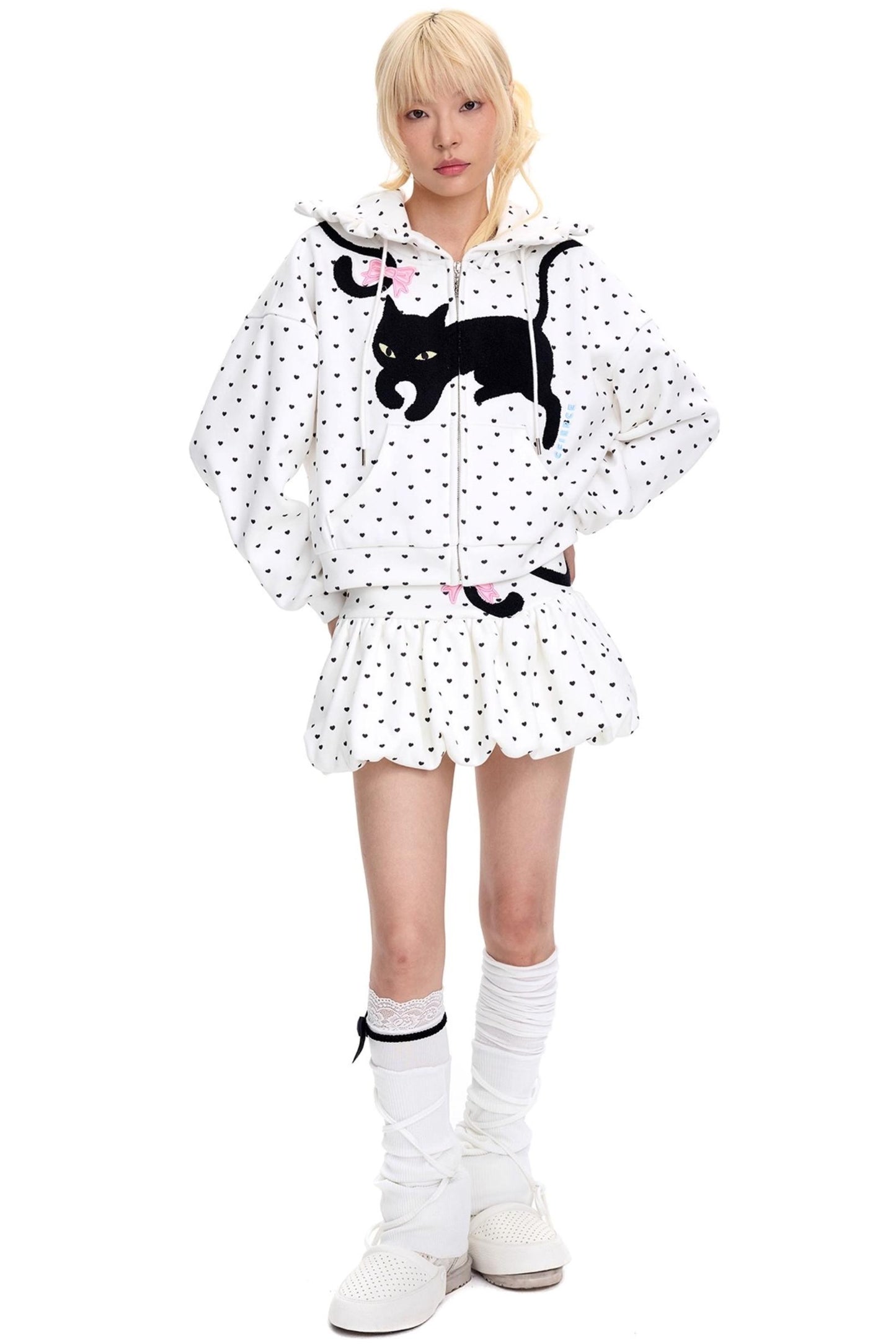 Cattail Embroidered Pumpkin Skirt