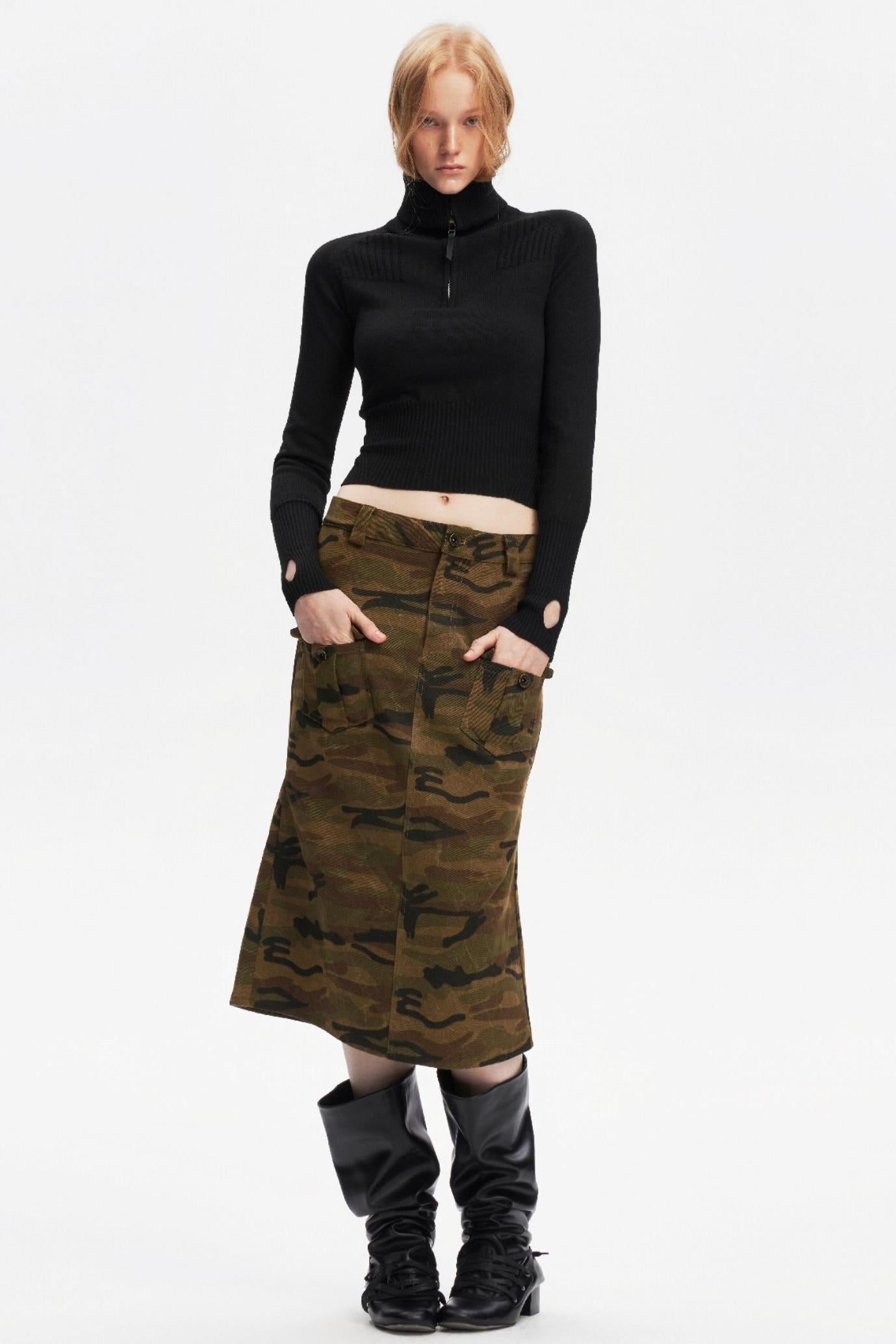 Half-High Collar Knit Top