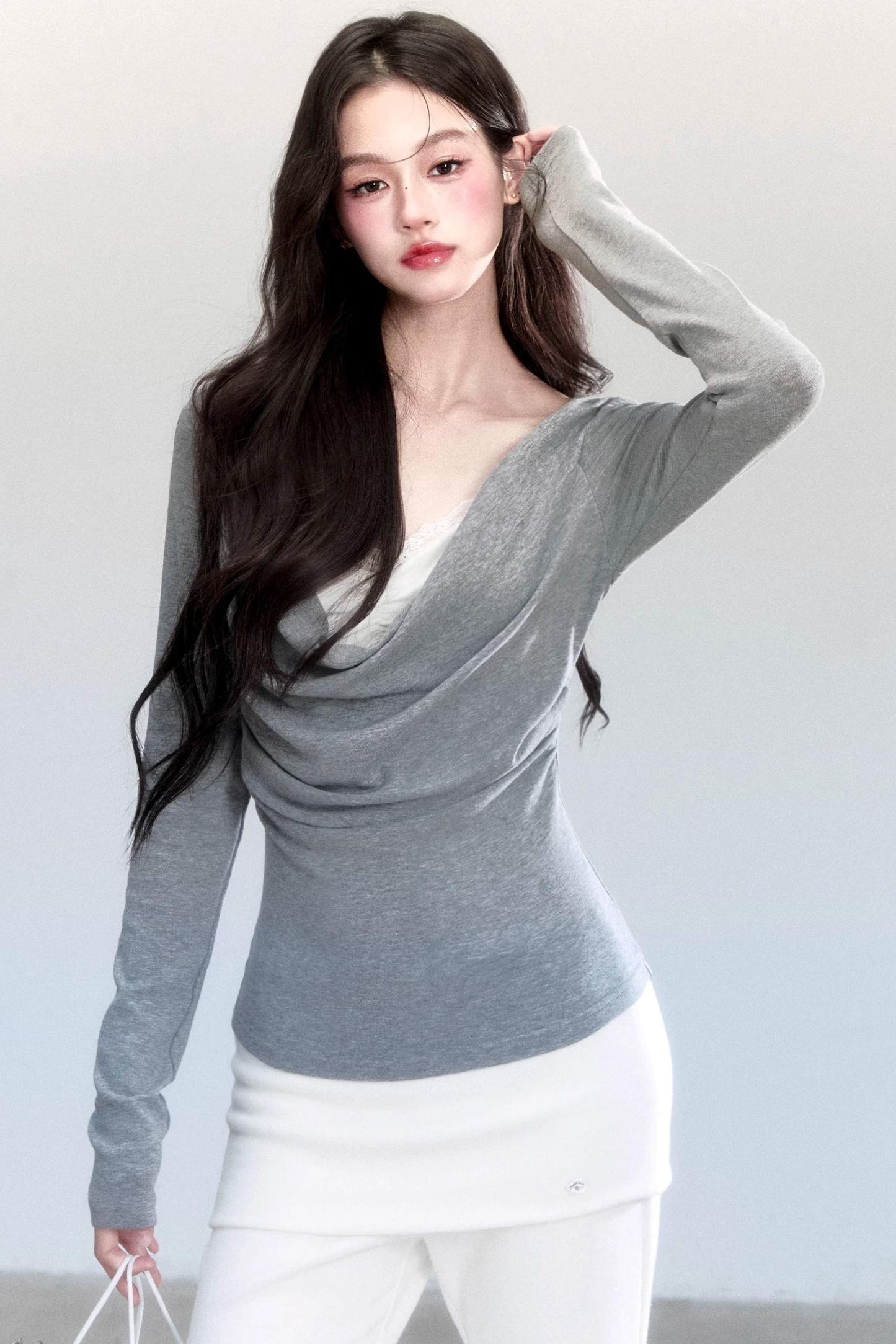 Gray Flower Swing Knitwear